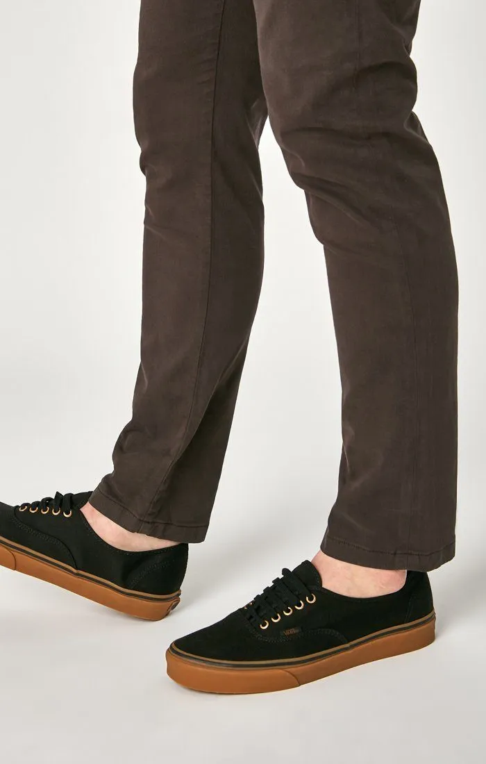 JOHNNY SLIM CHINO IN BLACK COFFEE SATEEN