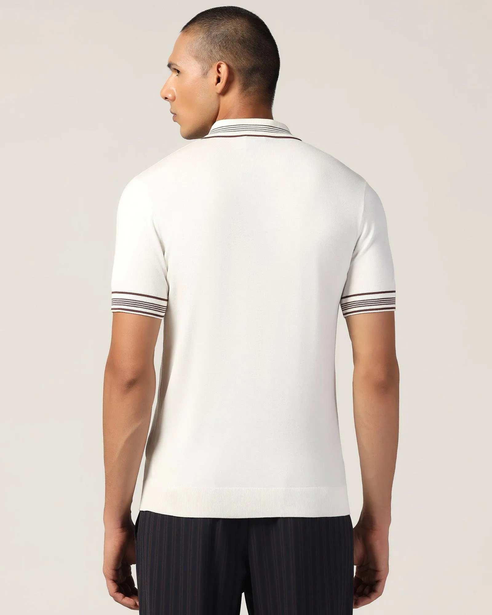 Polo Off White Solid T-Shirt - Remi