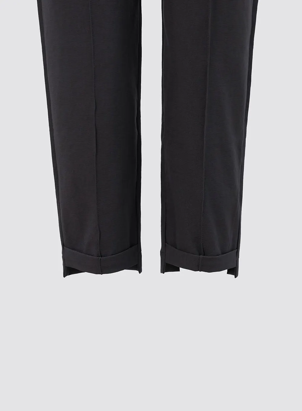 Slim Fit Banded Pants IO312