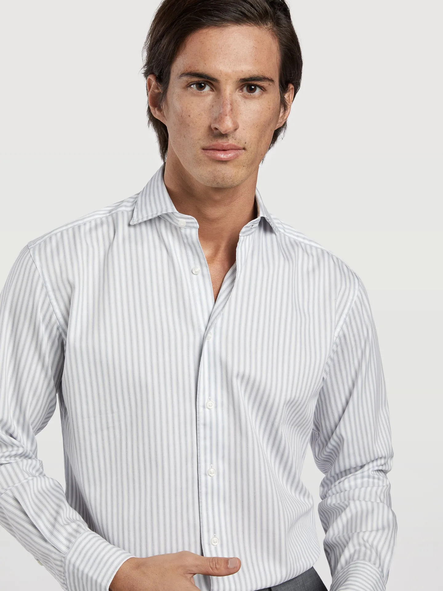 Slim fit business striped formal shirt