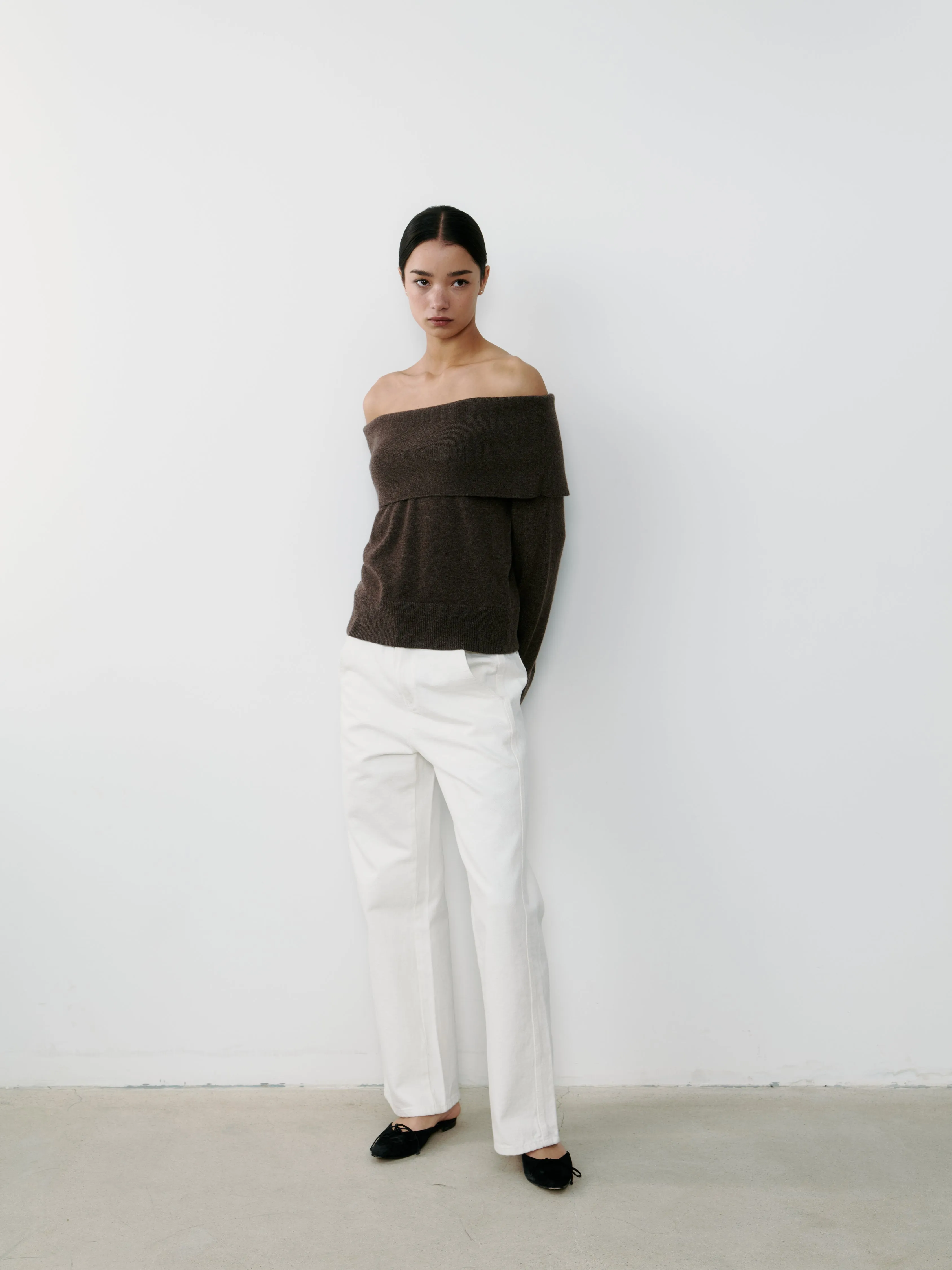 THE CASHMERE OFF SHOULDER - CHESTNUT BROWN