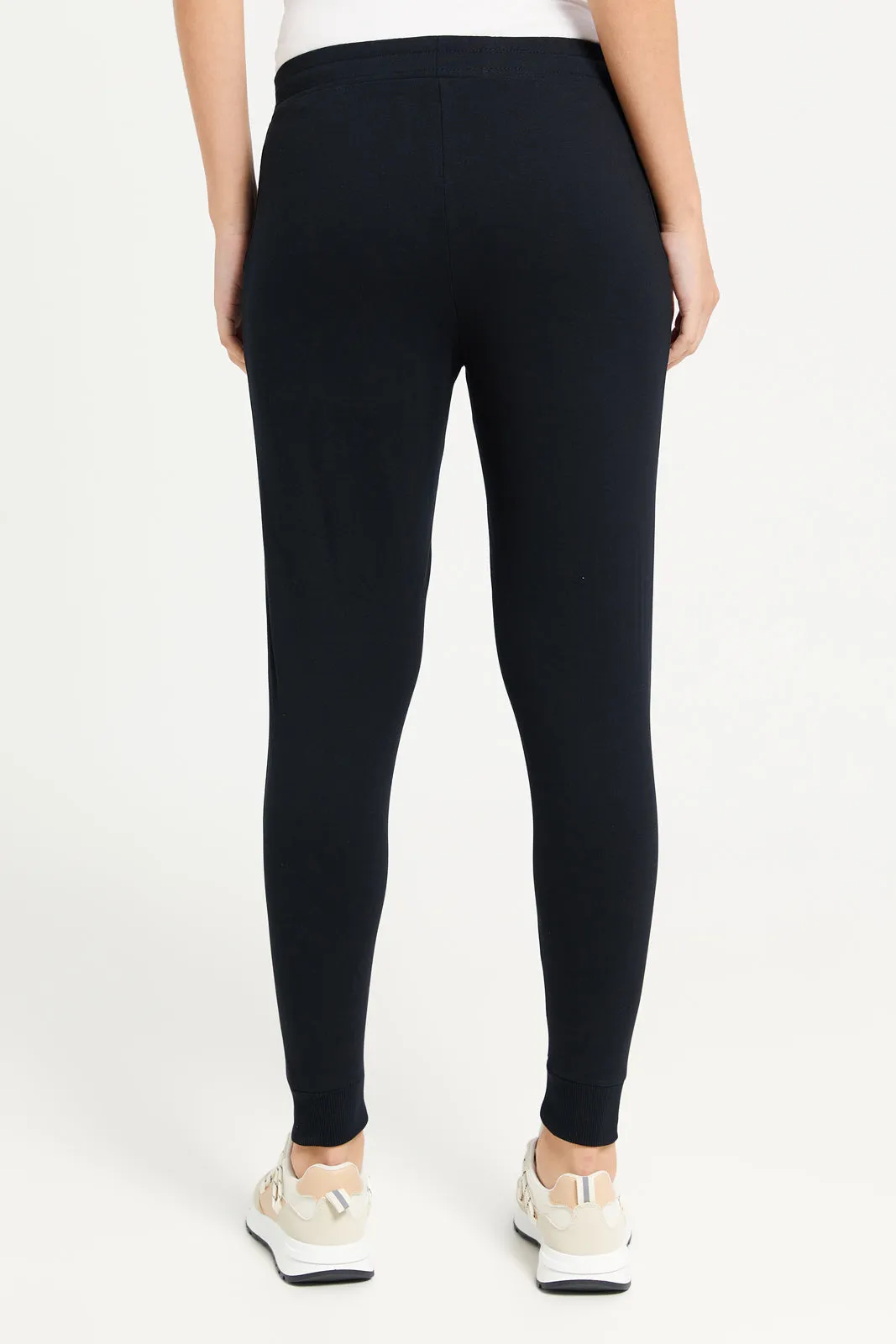 Women Black Straight Fit Plain Pants