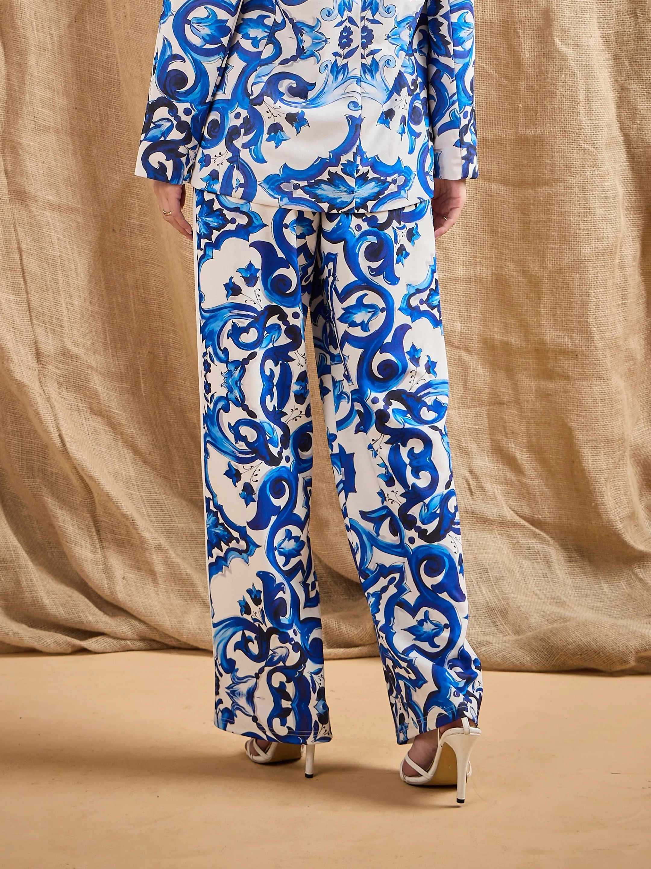 Women Blue Printed Straight Fit Pants